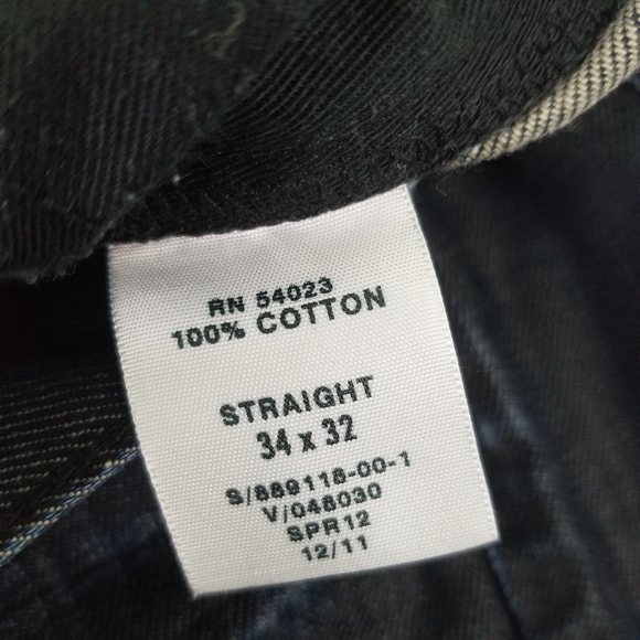 GAP Straight Fit 1969 Jeans - Picture 6 of 8